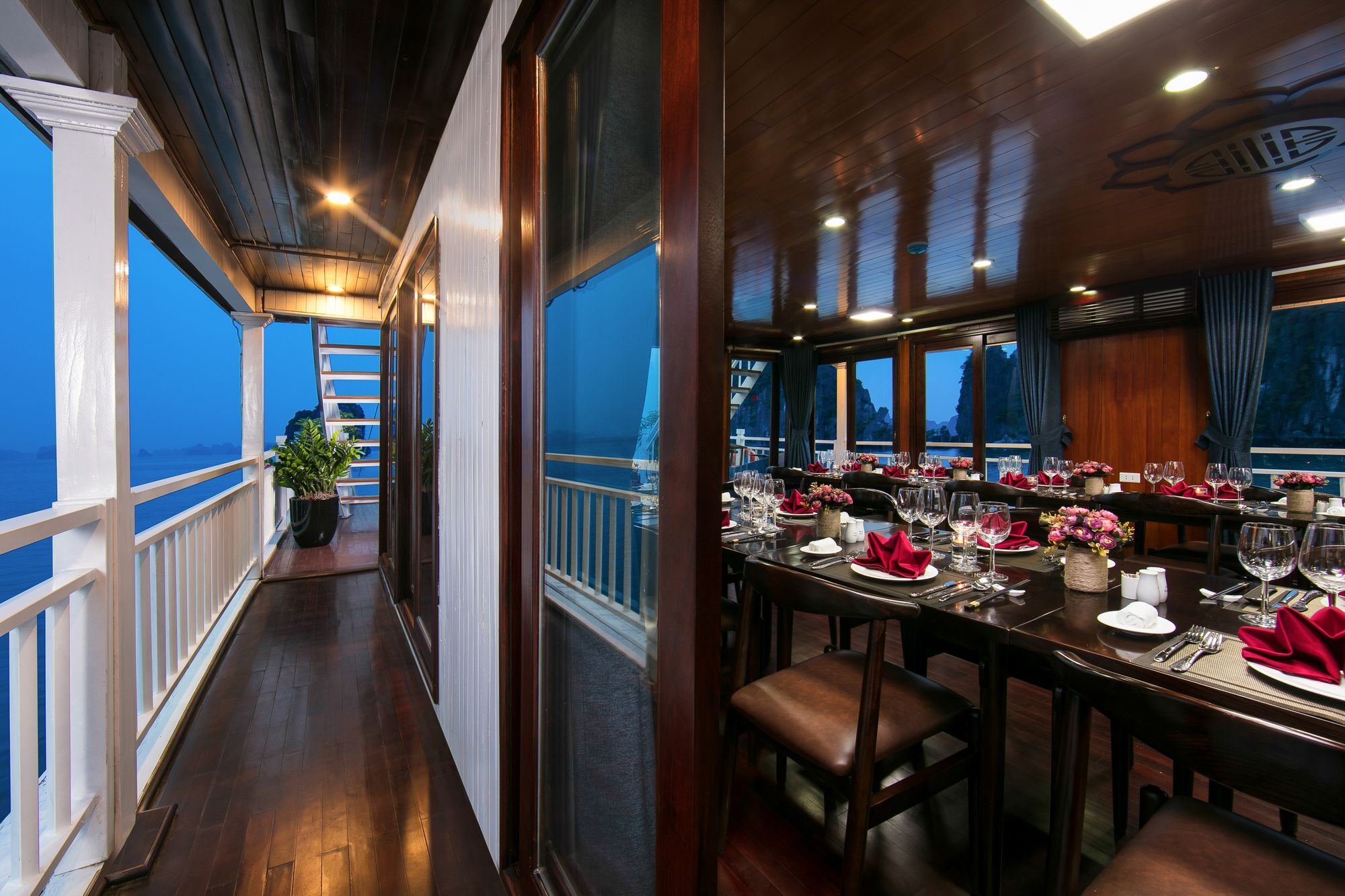 Flamingo Luxury Cruises Hotel Ха Лонг Екстериор снимка